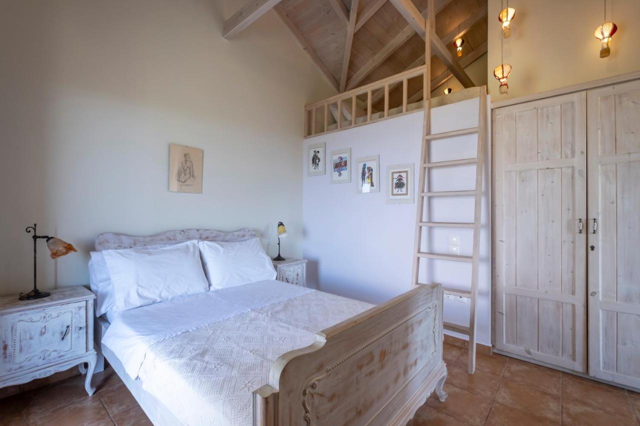 Chamaloni Cottages Finikounta Eksteriør billede