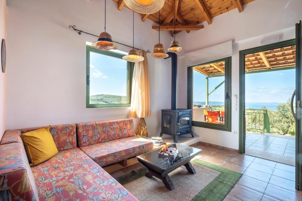 Chamaloni Cottages Finikounta Eksteriør billede